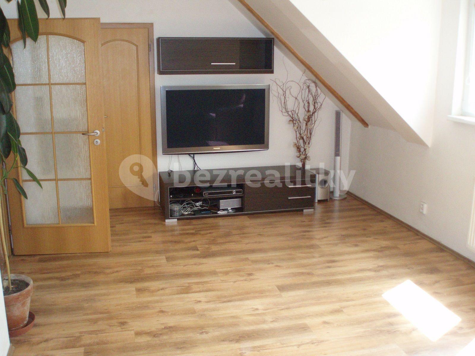 2 bedroom flat to rent, 72 m², Na Ořechovce, Prague, Prague