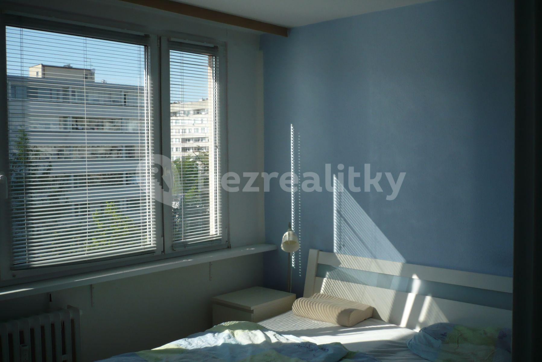 3 bedroom flat to rent, 60 m², Veltruská, Prague, Prague