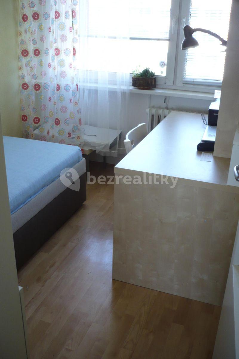 3 bedroom flat to rent, 60 m², Veltruská, Prague, Prague