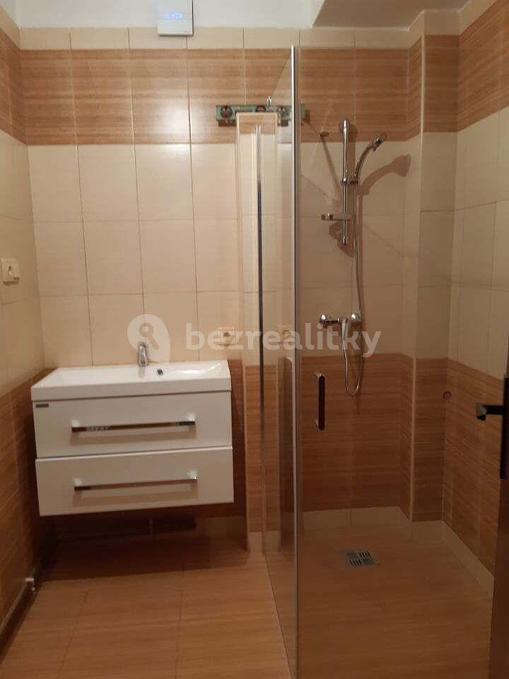 2 bedroom flat to rent, 61 m², Havlíčkova, Modřice, Jihomoravský Region