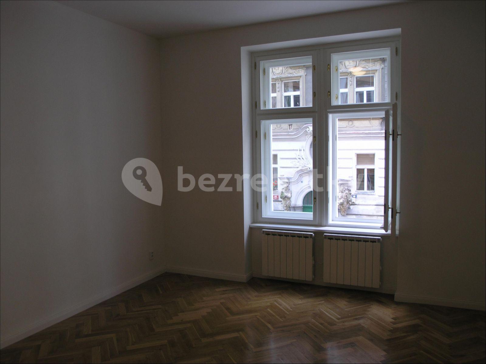 Studio flat to rent, 34 m², Šimáčkova, Prague, Prague