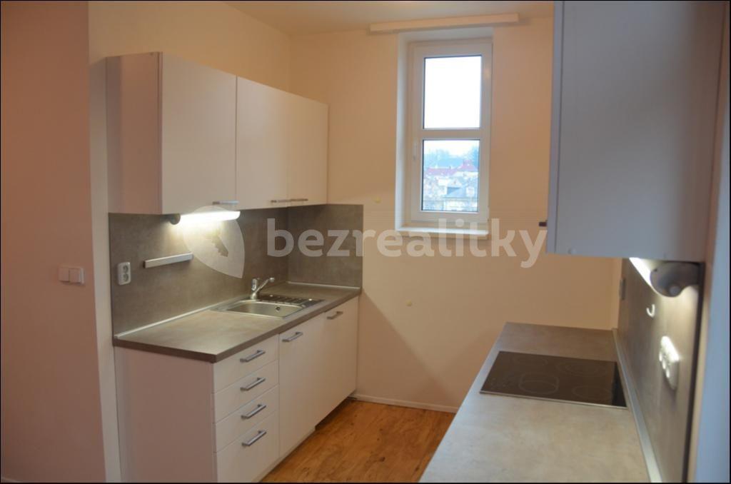 2 bedroom with open-plan kitchen flat to rent, 73 m², Na Perštýně, Liberec, Liberecký Region