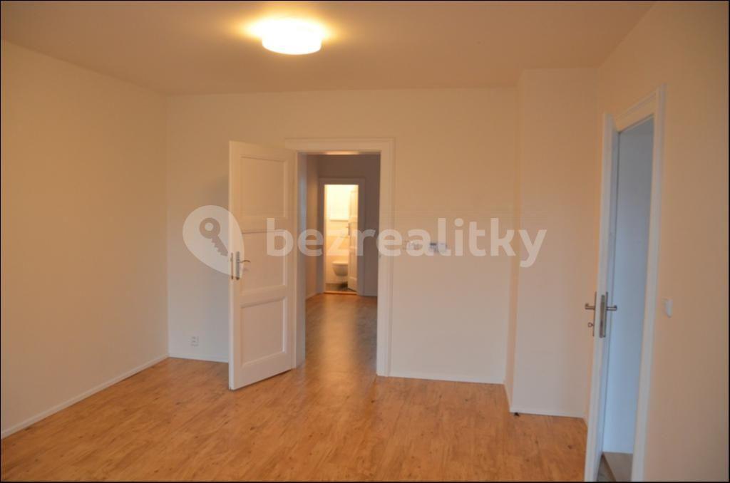 2 bedroom with open-plan kitchen flat to rent, 73 m², Na Perštýně, Liberec, Liberecký Region