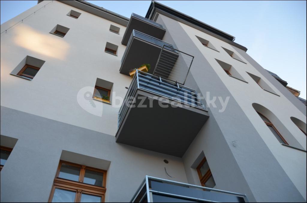 2 bedroom with open-plan kitchen flat to rent, 73 m², Na Perštýně, Liberec, Liberecký Region