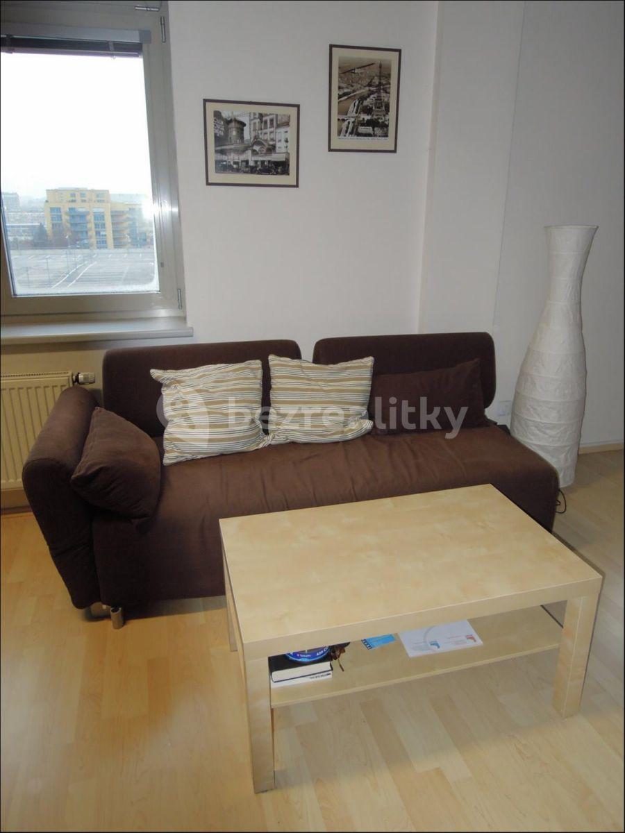 Studio flat to rent, 33 m², Českomoravská, Prague, Prague