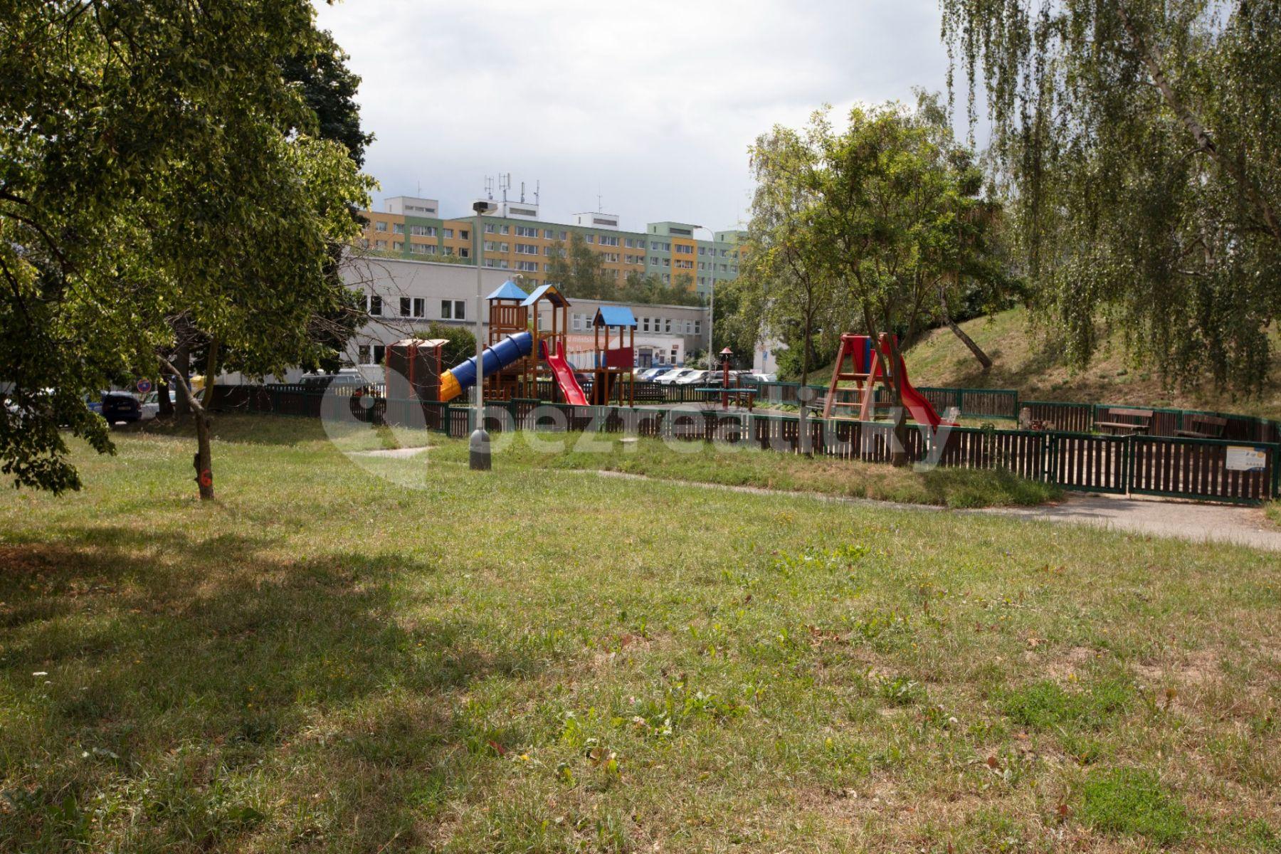 2 bedroom with open-plan kitchen flat to rent, 67 m², Jažlovická, Prague, Prague