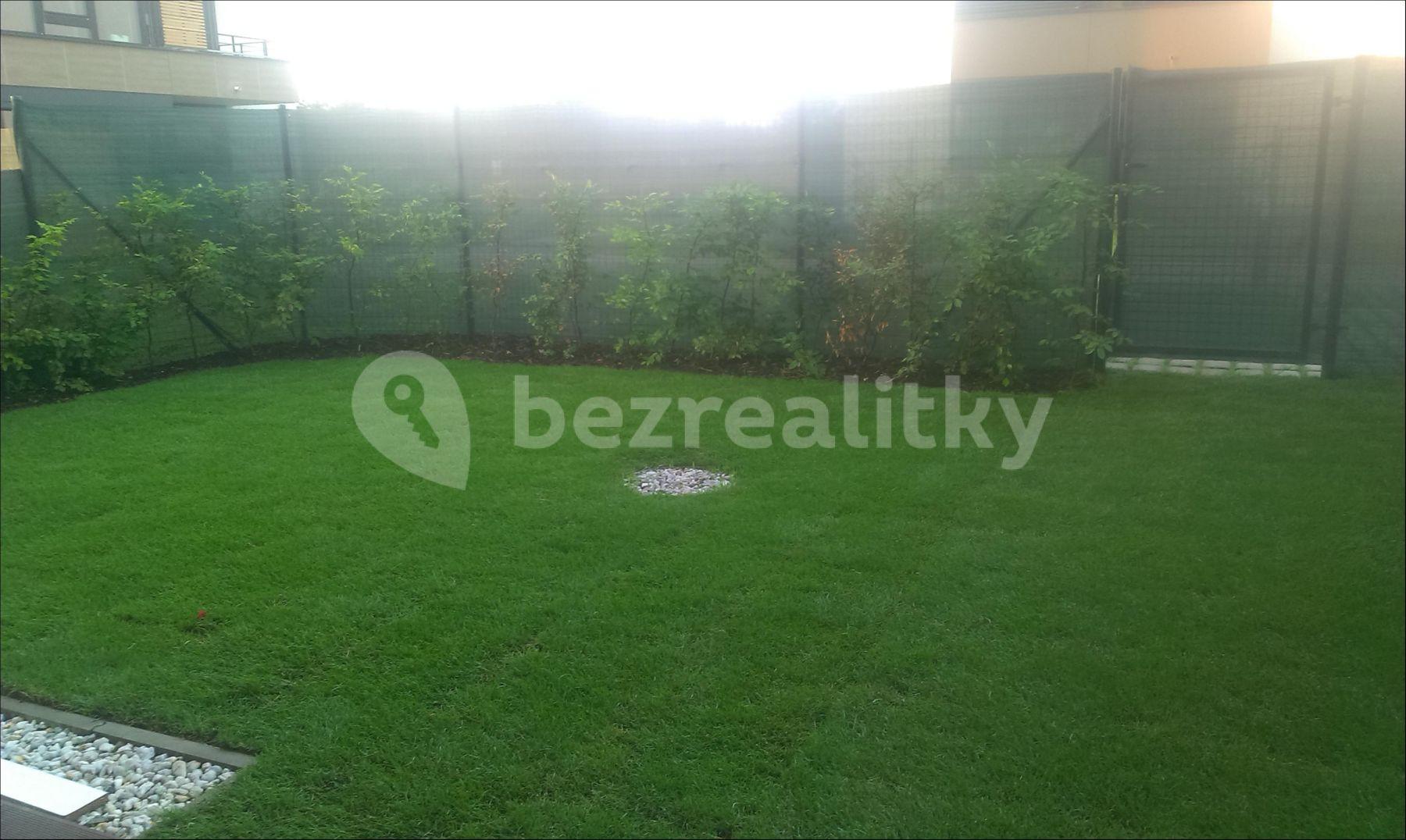 1 bedroom with open-plan kitchen flat to rent, 57 m², Marciho, Prague, Prague