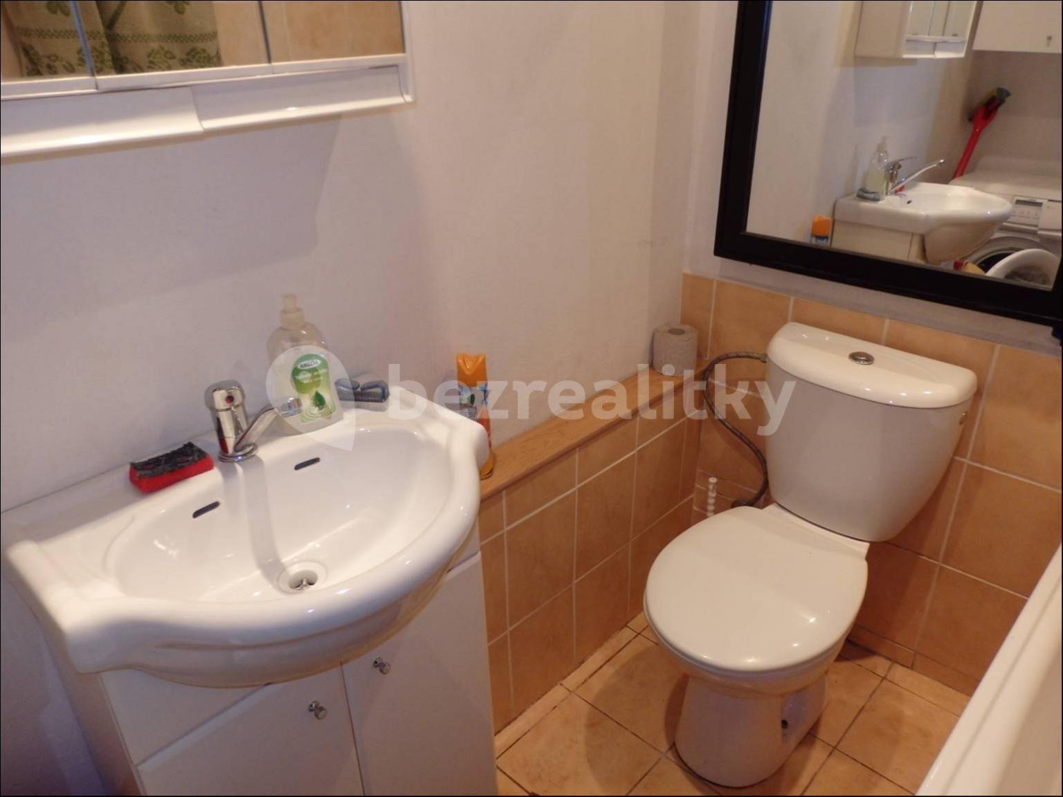 Studio flat to rent, 27 m², Moskevská, Most, Ústecký Region