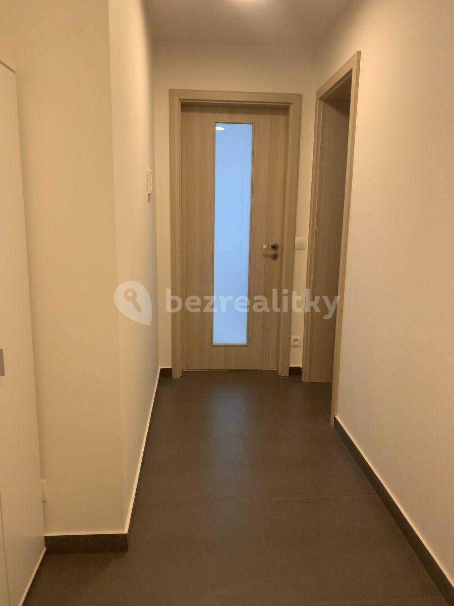 Studio flat to rent, 53 m², Adamova, Prague, Prague