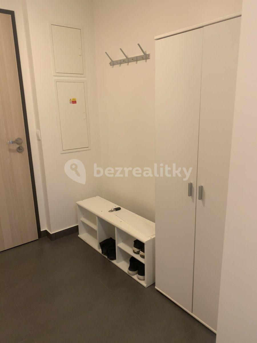 Studio flat to rent, 53 m², Adamova, Prague, Prague