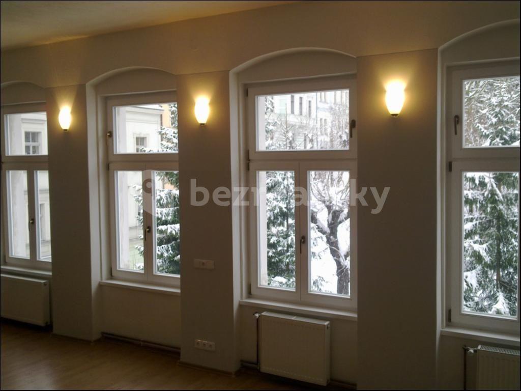 2 bedroom with open-plan kitchen flat to rent, 74 m², Moravská, Karlovy Vary, Karlovarský Region