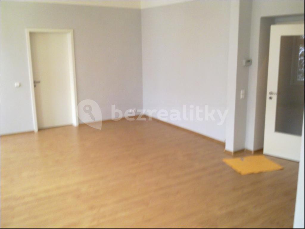 2 bedroom with open-plan kitchen flat to rent, 74 m², Moravská, Karlovy Vary, Karlovarský Region