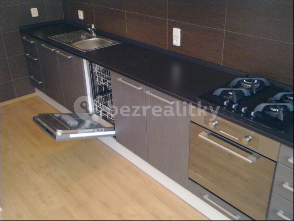 2 bedroom with open-plan kitchen flat to rent, 74 m², Moravská, Karlovy Vary, Karlovarský Region