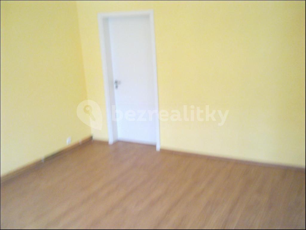 2 bedroom with open-plan kitchen flat to rent, 74 m², Moravská, Karlovy Vary, Karlovarský Region