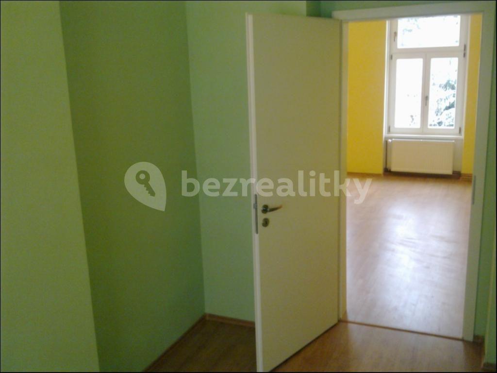 2 bedroom with open-plan kitchen flat to rent, 74 m², Moravská, Karlovy Vary, Karlovarský Region