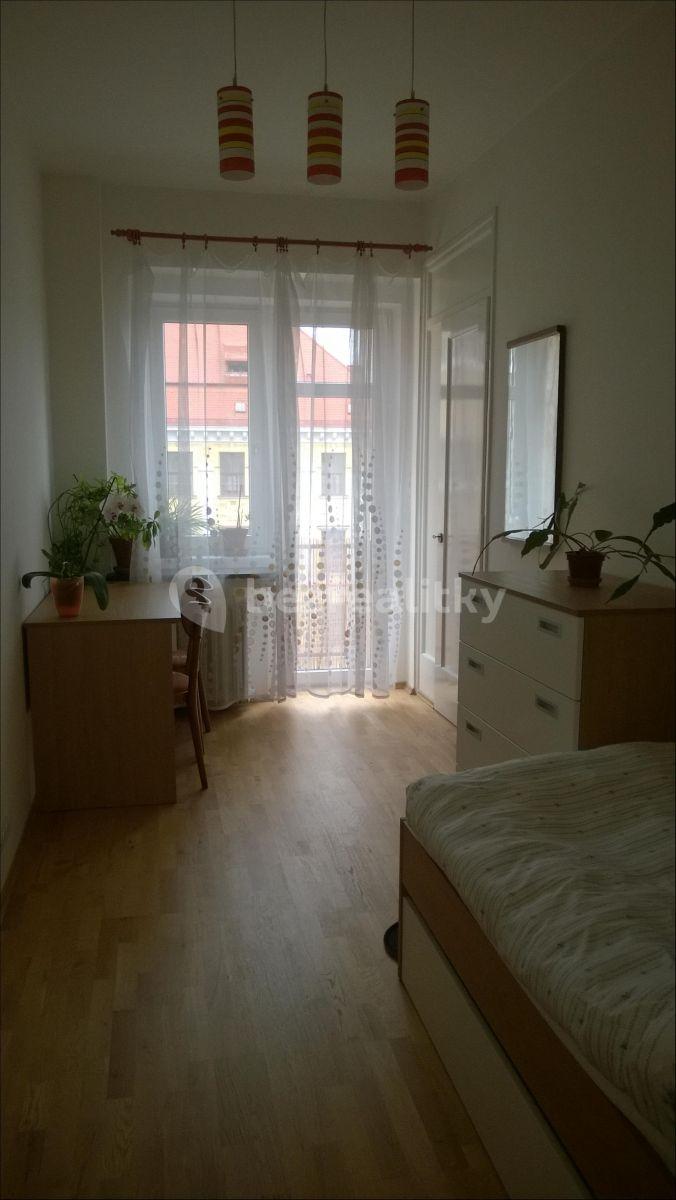 2 bedroom with open-plan kitchen flat to rent, 68 m², Prachnerova, Prague, Prague