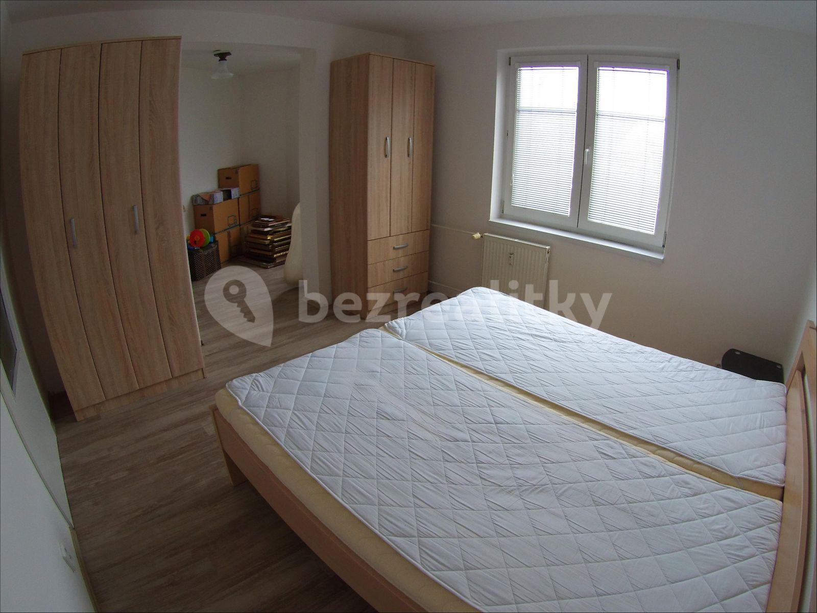 2 bedroom flat to rent, 61 m², náměstí V. Řezáče, Karlovy Vary, Karlovarský Region