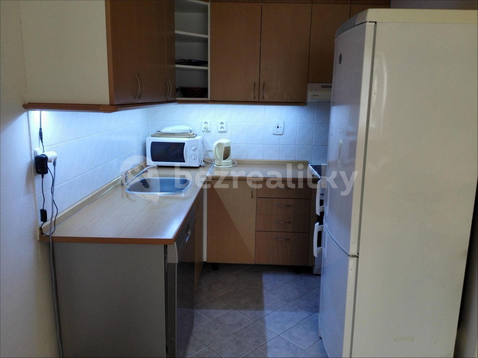 2 bedroom flat to rent, 61 m², náměstí V. Řezáče, Karlovy Vary, Karlovarský Region