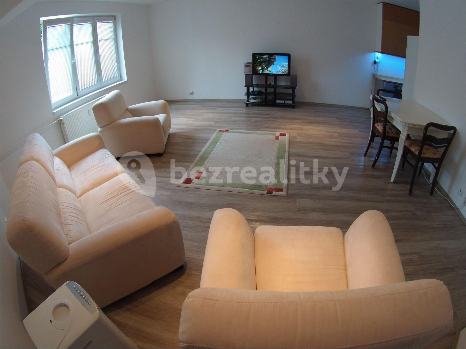 2 bedroom flat to rent, 61 m², náměstí V. Řezáče, Karlovy Vary, Karlovarský Region