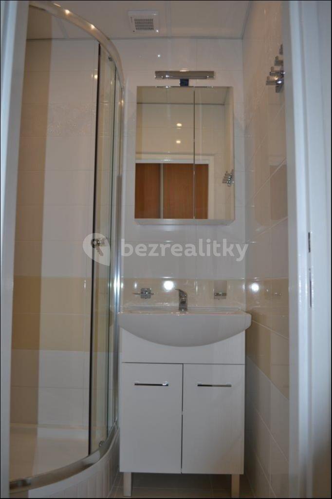 1 bedroom flat to rent, 32 m², náměstí Na Balabence, Prague, Prague