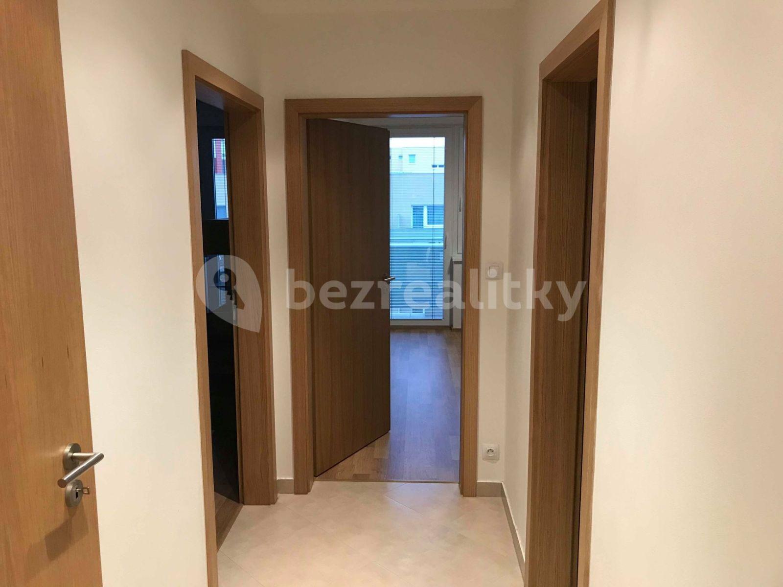 1 bedroom with open-plan kitchen flat to rent, 56 m², Modenská, Prague, Prague