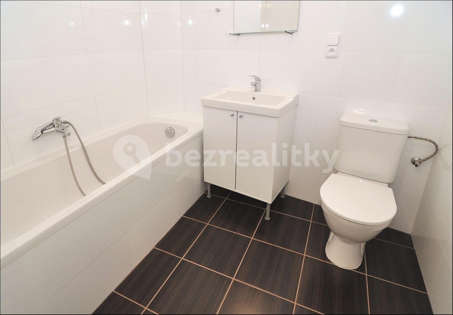 2 bedroom flat to rent, 50 m², Přístavní, Prague, Prague