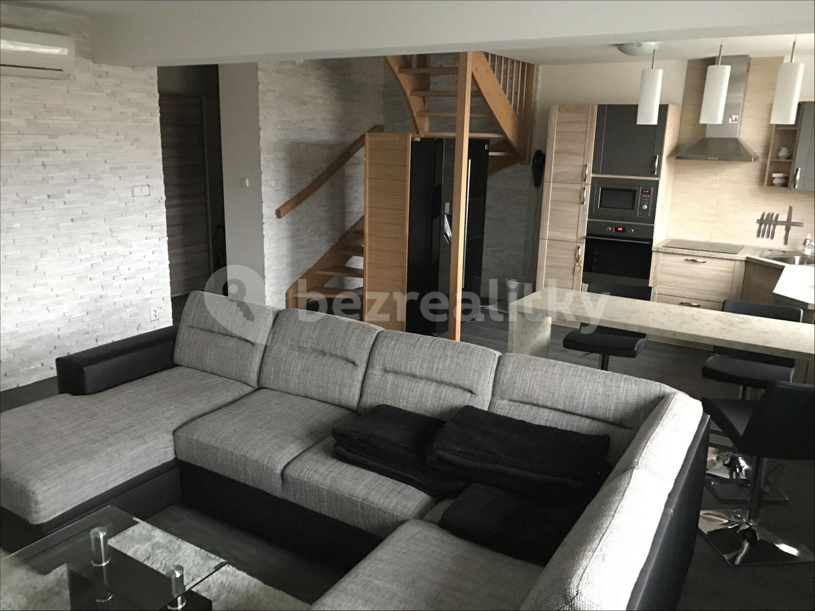 2 bedroom with open-plan kitchen flat to rent, 85 m², Drahobejlova, Prague, Prague