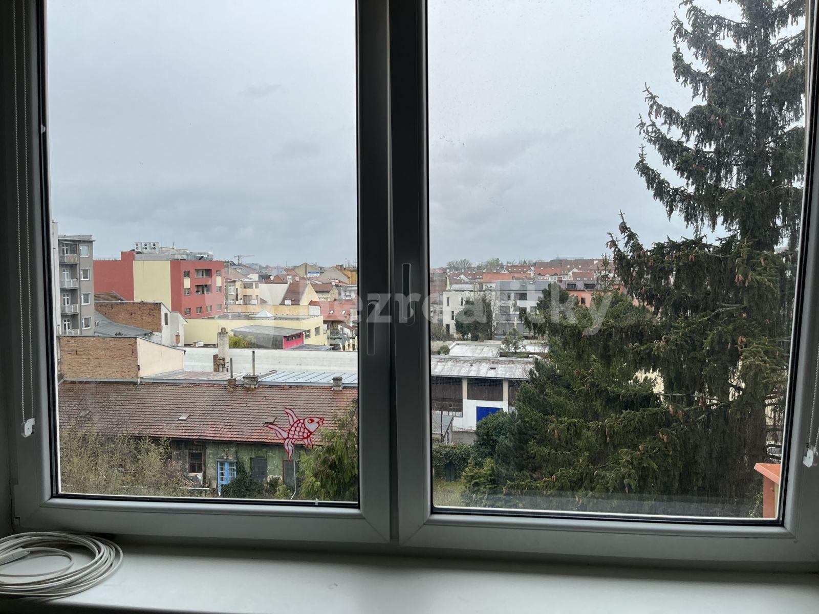 1 bedroom with open-plan kitchen flat to rent, 54 m², Husitská, Brno, Jihomoravský Region