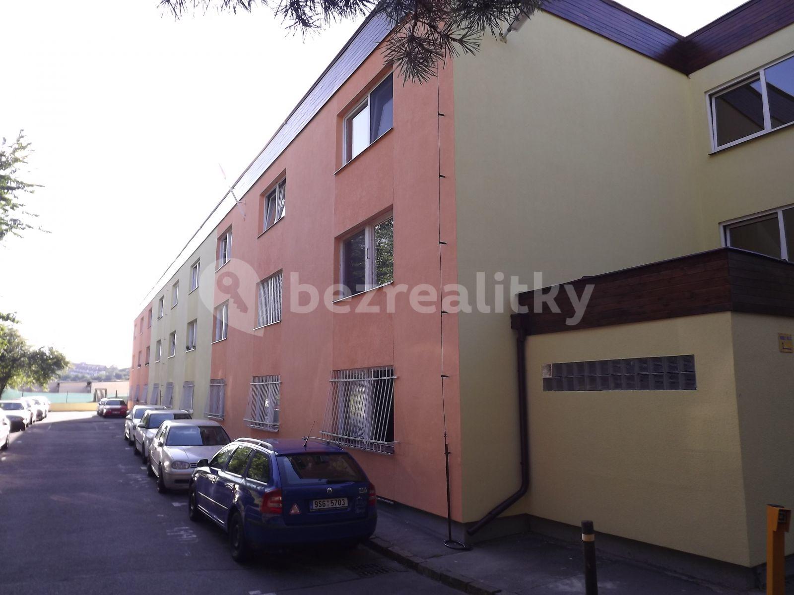 Studio flat to rent, 33 m², Houdova, Prague, Prague