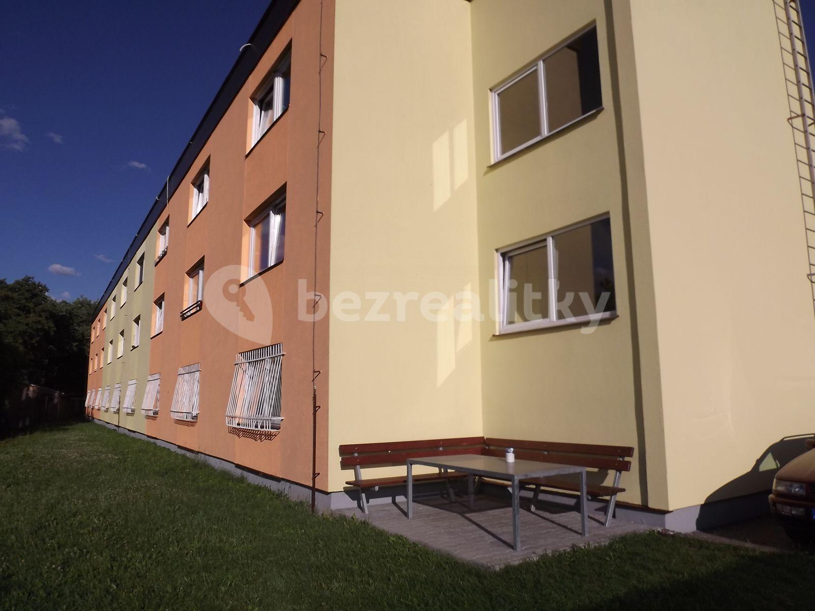 Studio flat to rent, 33 m², Houdova, Prague, Prague