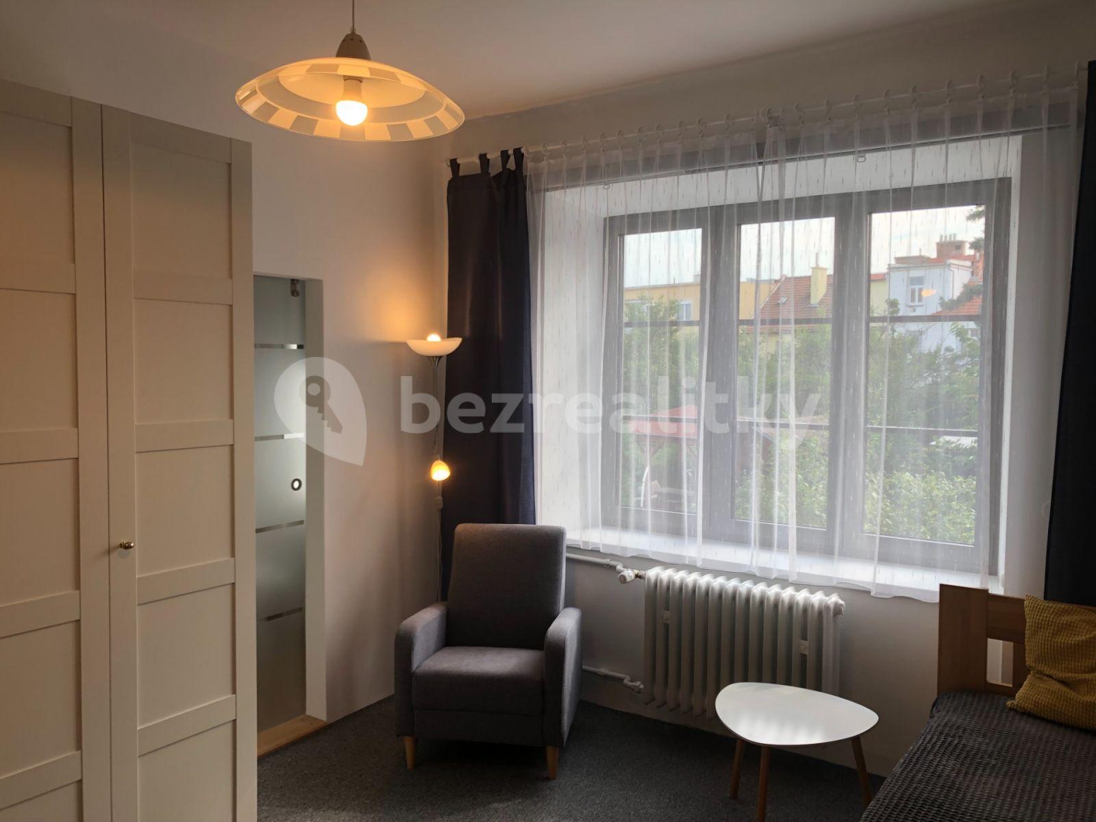 Studio flat to rent, 25 m², Eliášova, Brno, Jihomoravský Region