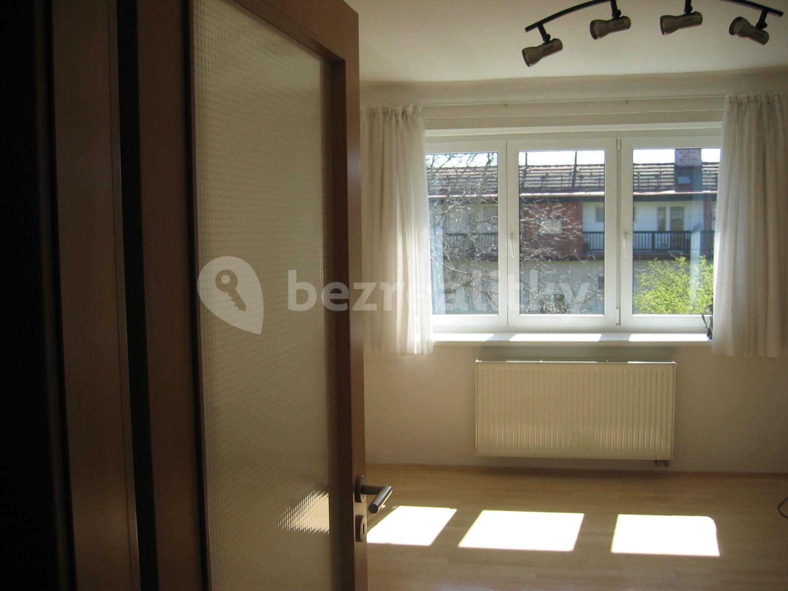 3 bedroom flat to rent, 70 m², Na Pískách, Prague, Prague