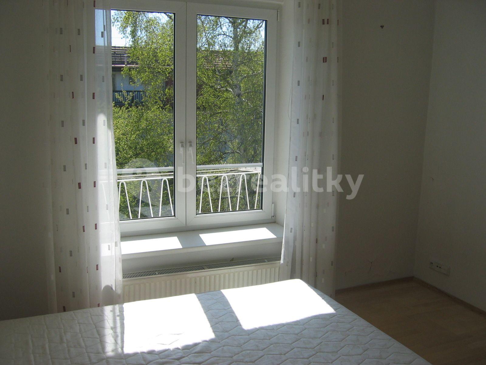 3 bedroom flat to rent, 70 m², Na Pískách, Prague, Prague