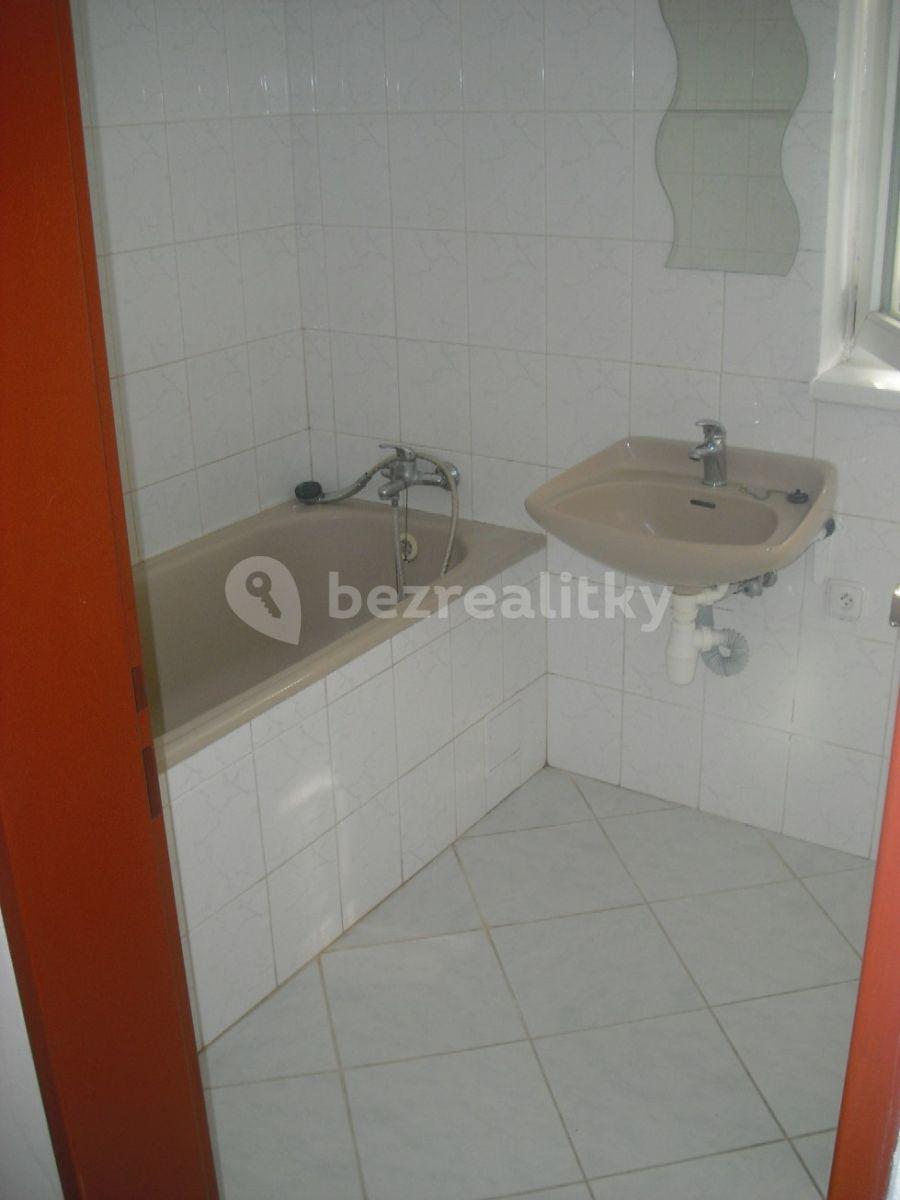 2 bedroom flat to rent, 64 m², Průhon, Brandýs nad Labem-Stará Boleslav, Středočeský Region