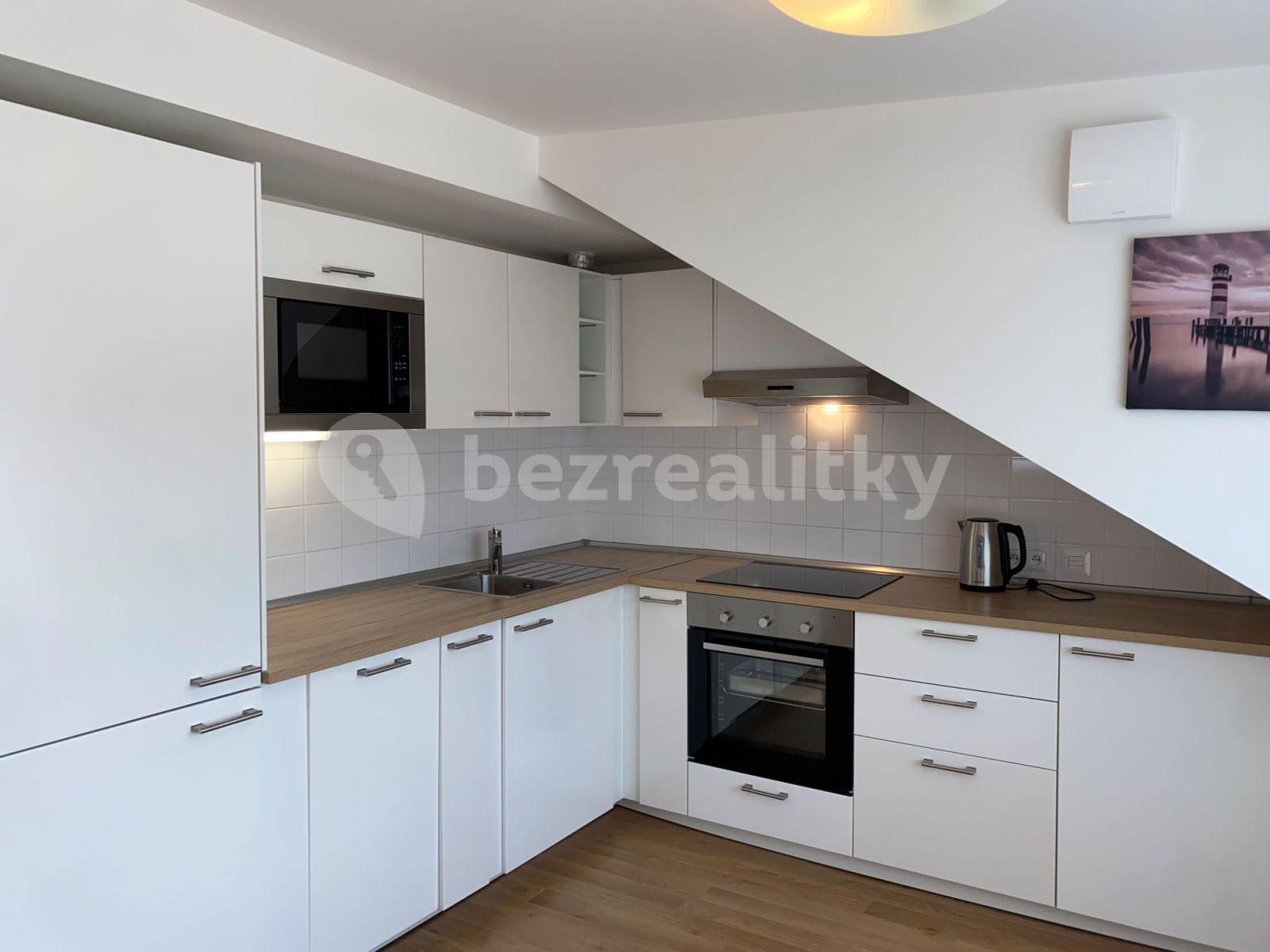 2 bedroom with open-plan kitchen flat to rent, 57 m², Průchova, Prague, Prague