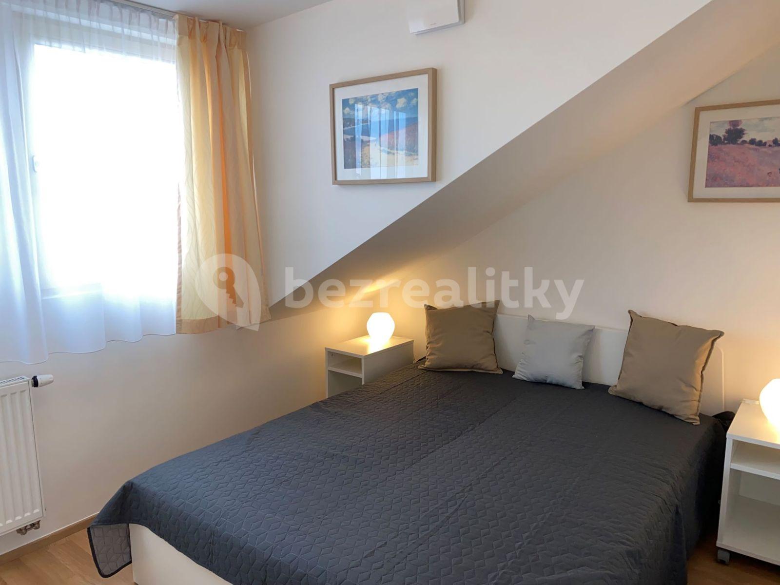 2 bedroom with open-plan kitchen flat to rent, 57 m², Průchova, Prague, Prague