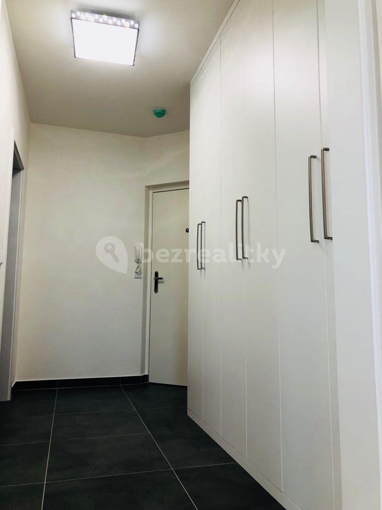 Studio flat to rent, 52 m², Bořivojova, Prague, Prague