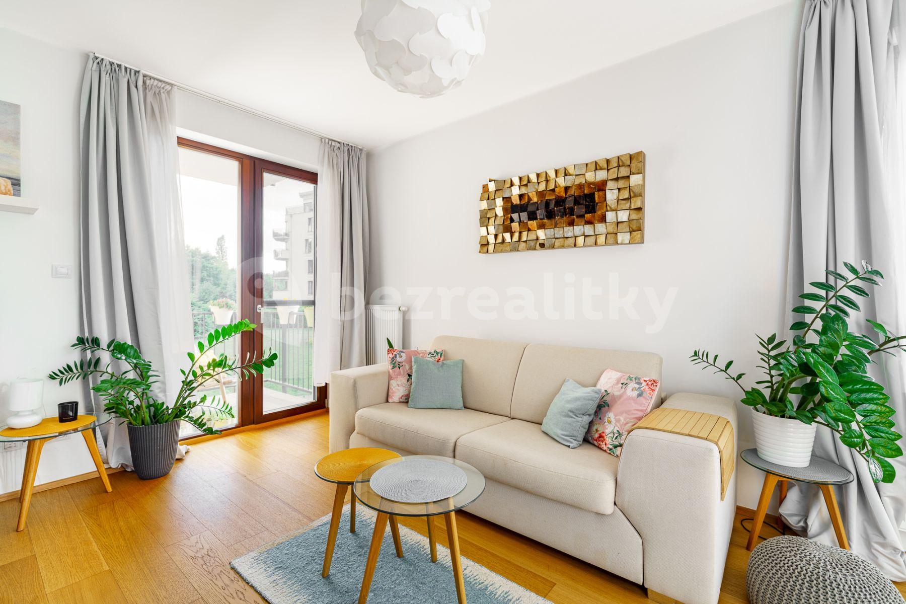 Studio flat to rent, 42 m², Prague, Prague