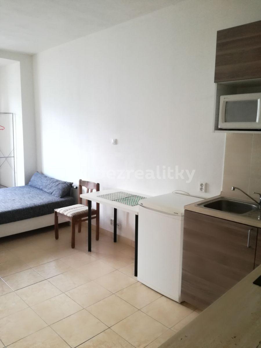 Studio flat to rent, 28 m², Jankovcova, Prague, Prague