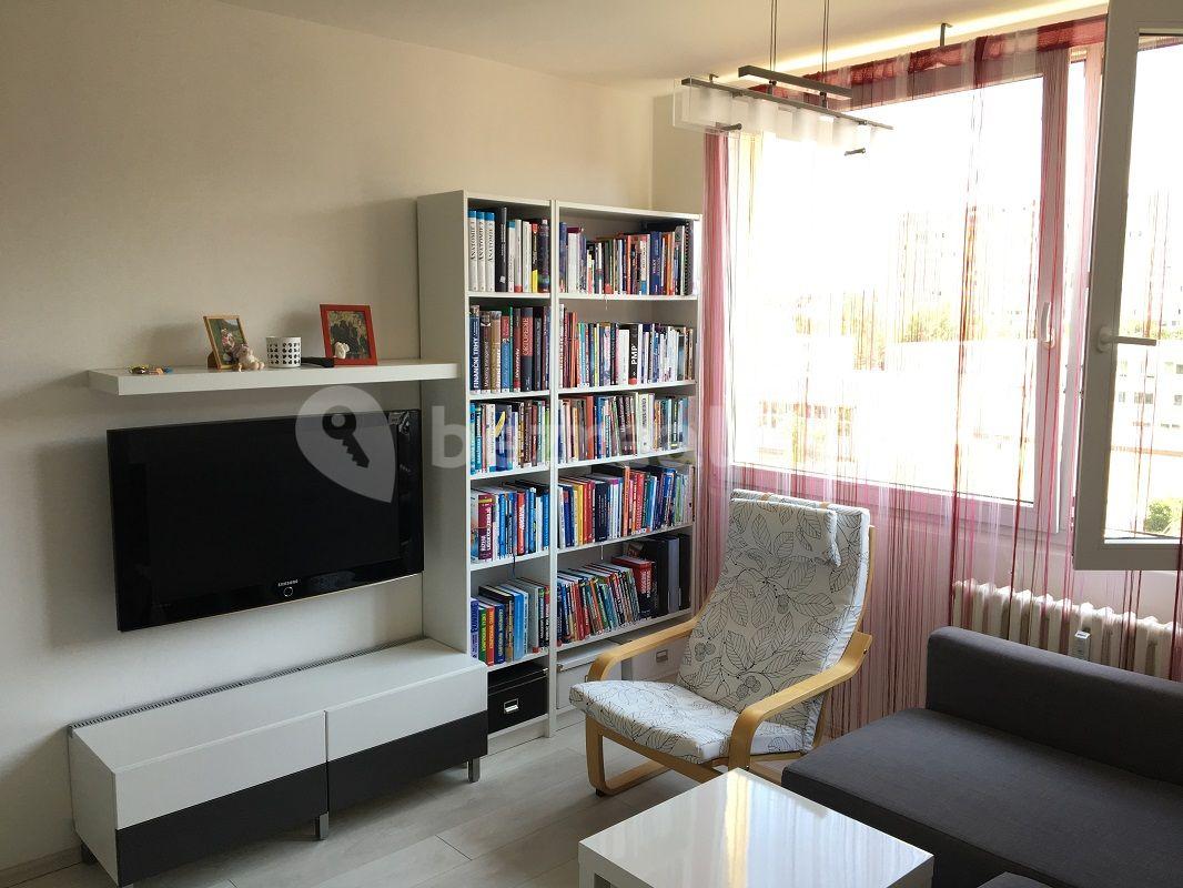 1 bedroom with open-plan kitchen flat to rent, 41 m², Kostřínská, Prague, Prague