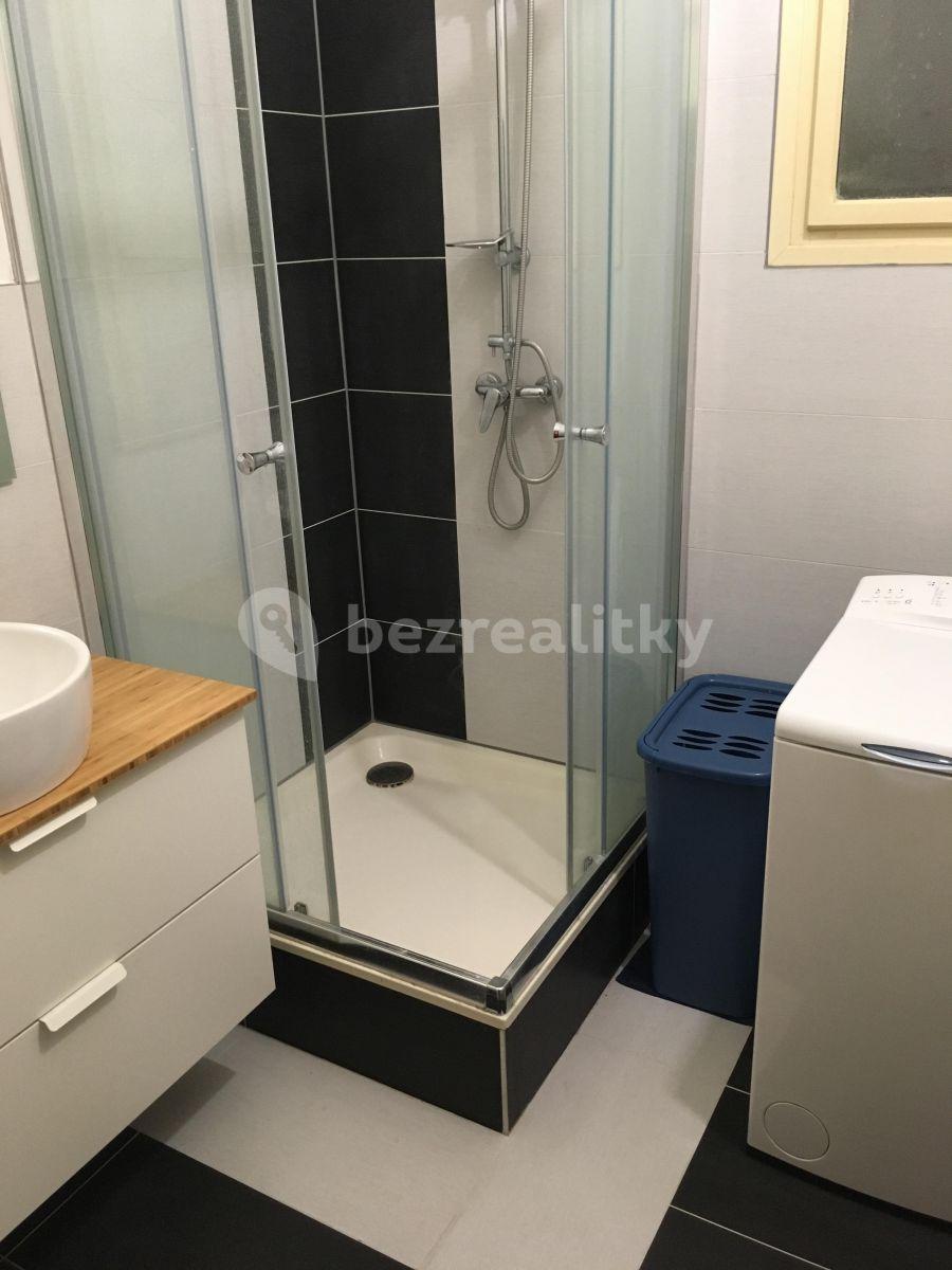 2 bedroom flat to rent, 76 m², Krkonošská, Prague, Prague