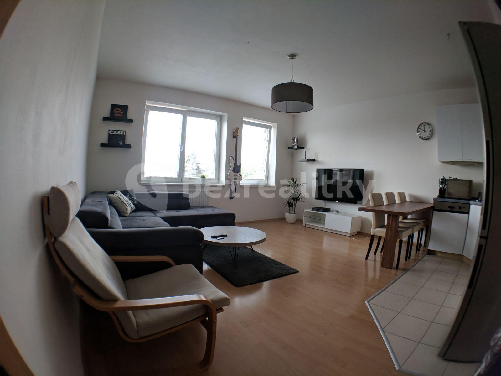 1 bedroom with open-plan kitchen flat to rent, 53 m², Trýbova, Brno, Jihomoravský Region