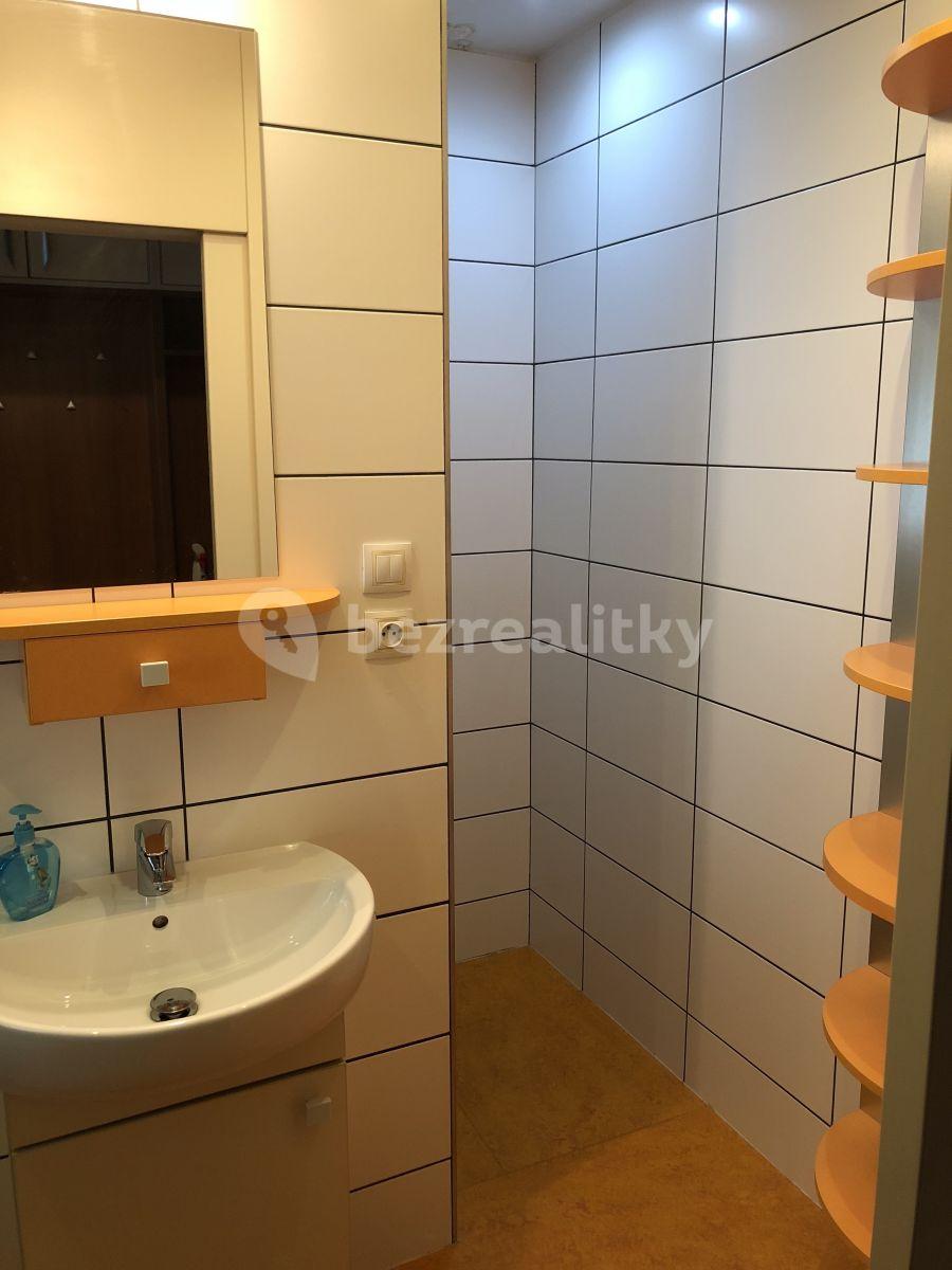 1 bedroom flat to rent, 37 m², Horolezecká, Prague, Prague