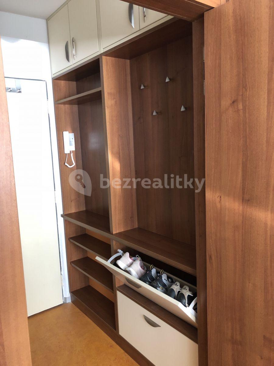 1 bedroom flat to rent, 37 m², Horolezecká, Prague, Prague