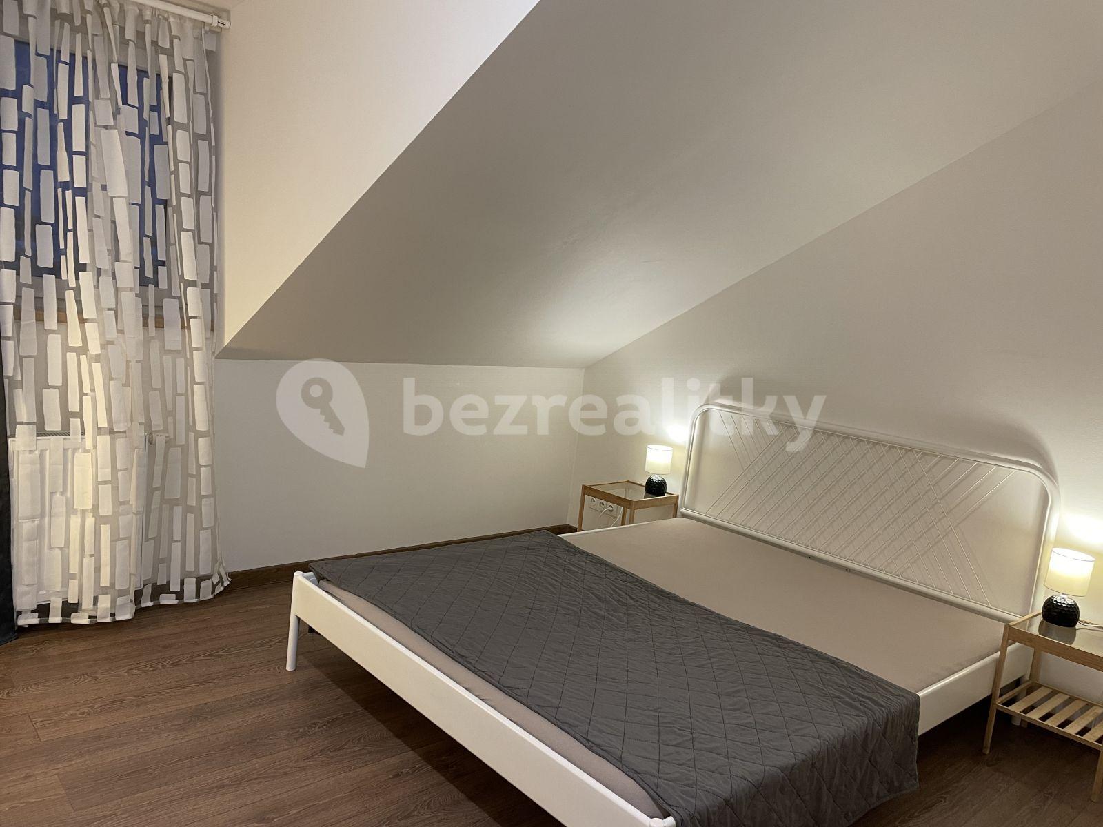 2 bedroom with open-plan kitchen flat to rent, 79 m², Schoellerova, Prague, Prague