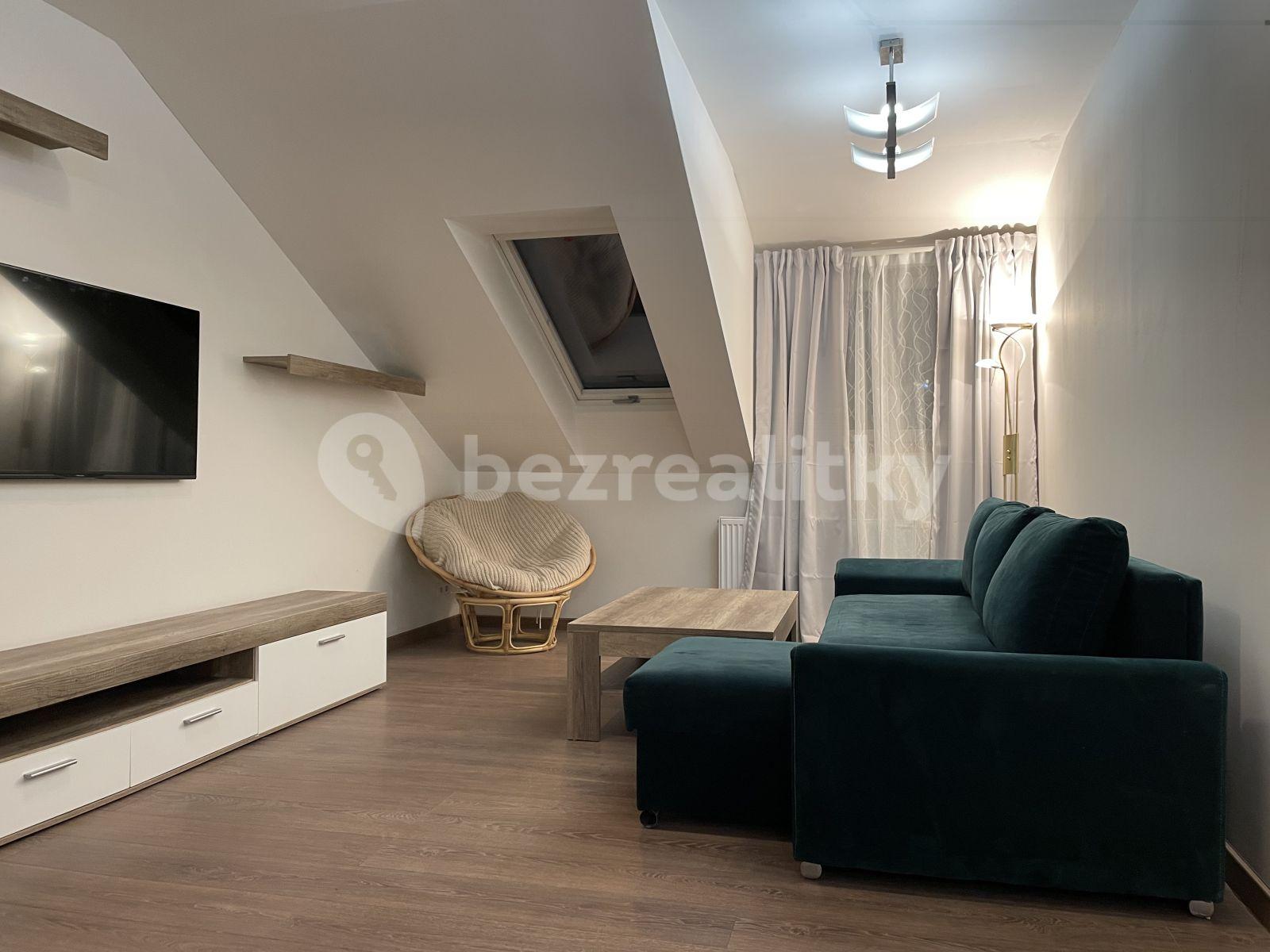 2 bedroom with open-plan kitchen flat to rent, 79 m², Schoellerova, Prague, Prague