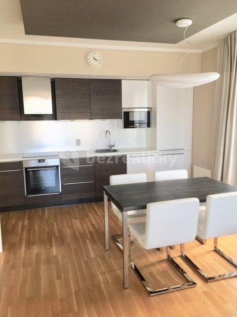 2 bedroom with open-plan kitchen flat to rent, 85 m², V Třešňovce, Prague, Prague