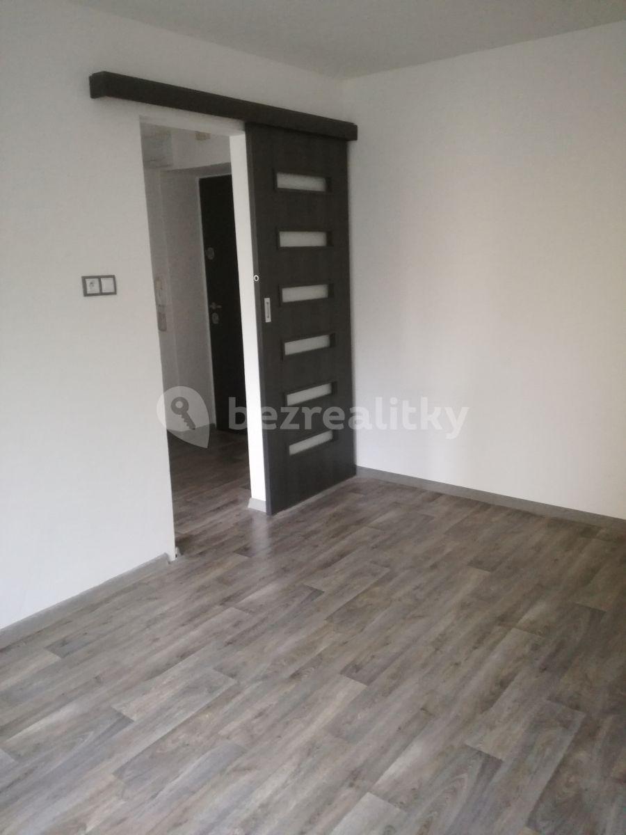 1 bedroom flat to rent, 28 m², Sklářská, Valašské Meziříčí, Zlínský Region