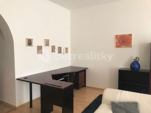 3 bedroom flat to rent, 125 m², Husova tř., České Budějovice, Jihočeský Region