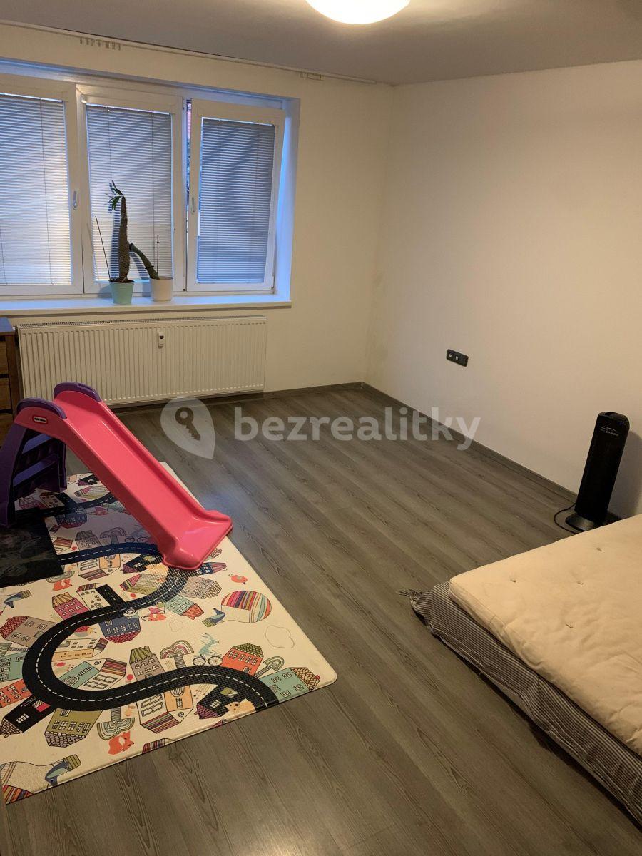 1 bedroom with open-plan kitchen flat to rent, 60 m², Glocova, Brno, Jihomoravský Region